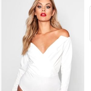 White body suit US 22